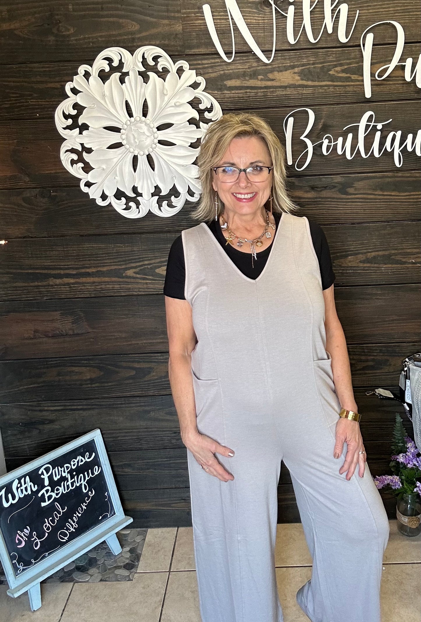 French Terry Pocket Jumpsuit. The V-neck design flatters while the pockets add functionality. Perfect for a day out or a night in, this jumpsuit is both stylish and comfortable. Looks adorable, feels like Jammie’s!!
68% Polyester, 28% Rayon, 4% Spandex/ fits relaxed