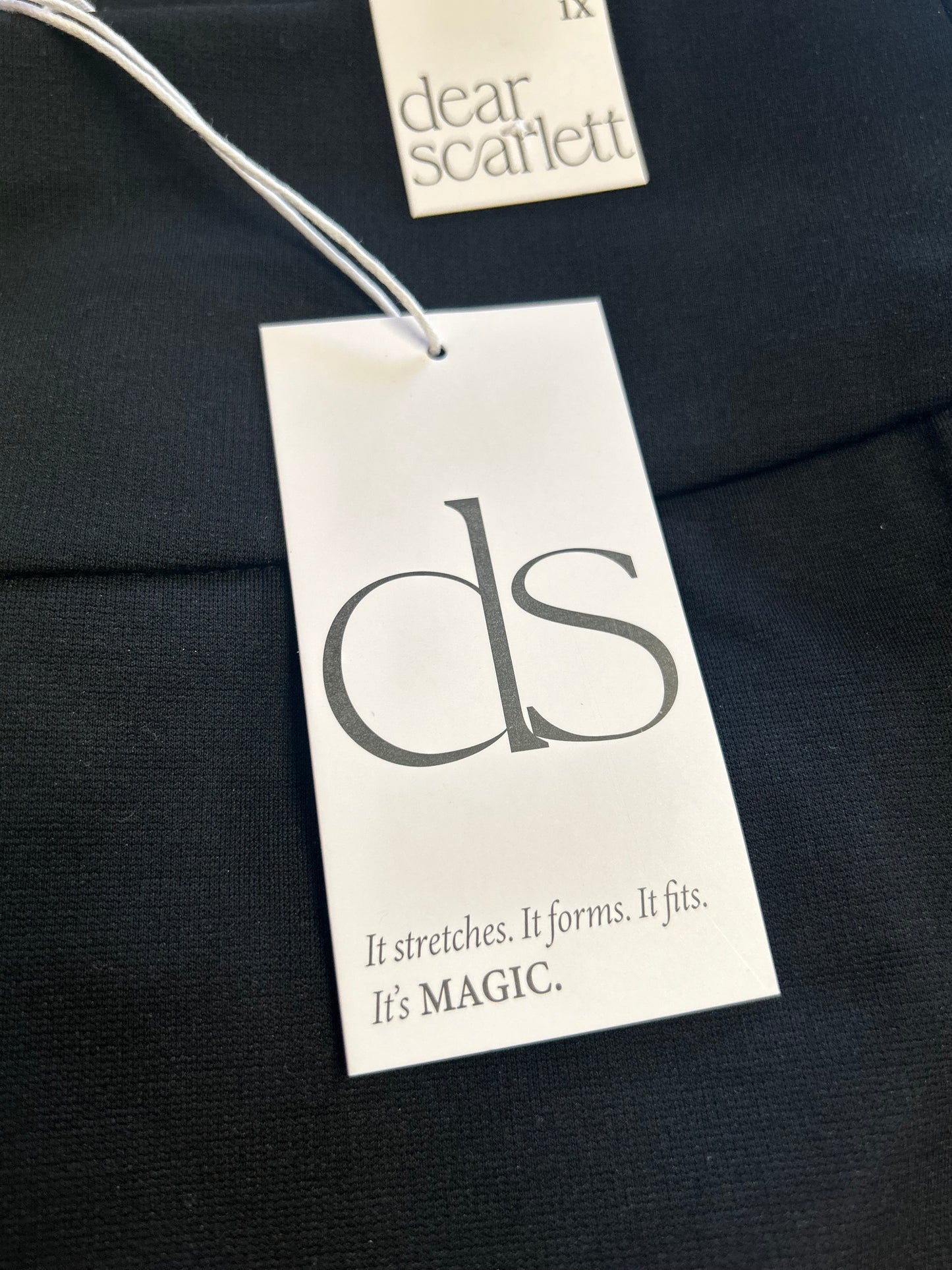 Dear Scarlett Magic 28" Skinny Black Pants