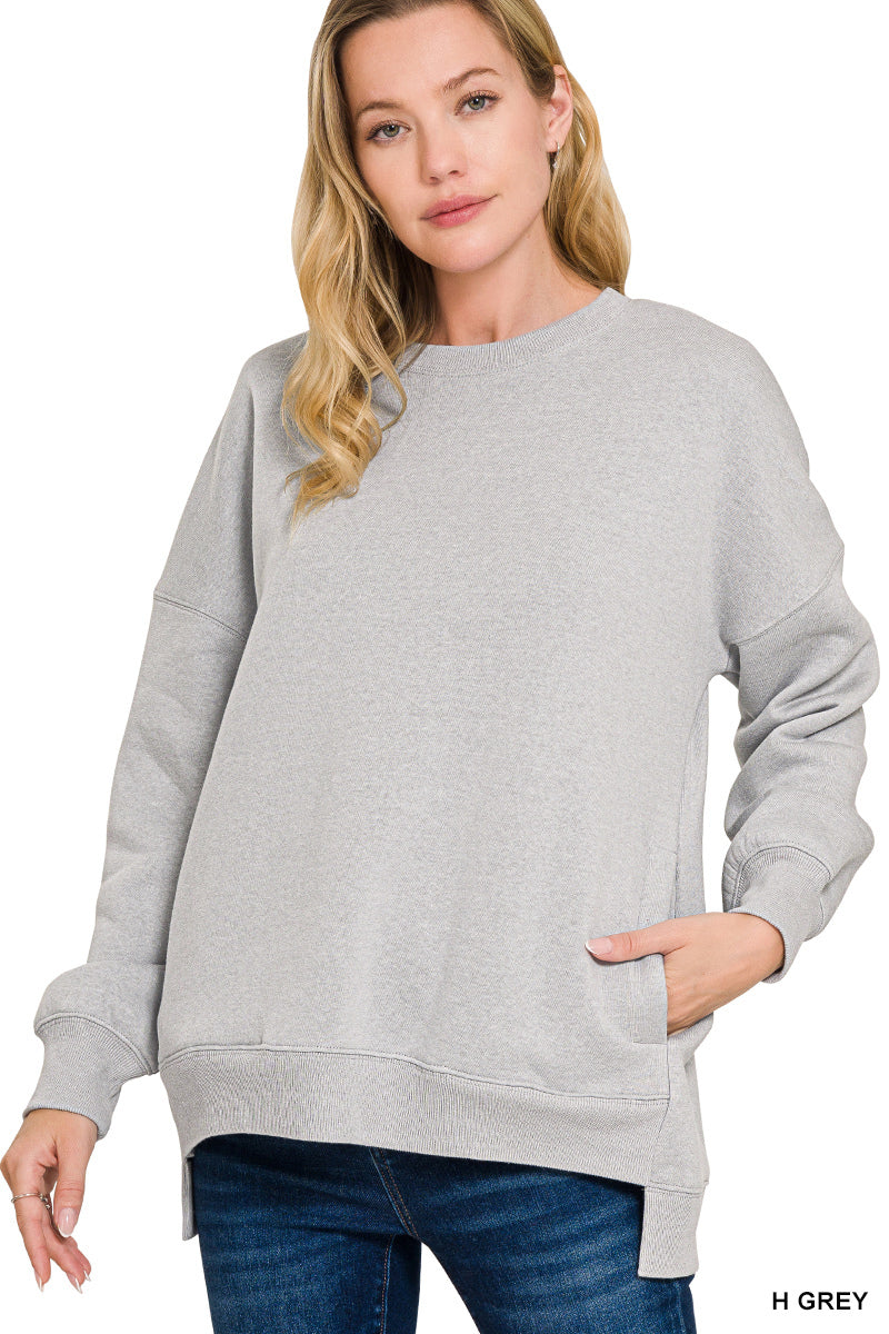 Experience ultimate comfort and style with the Super Soft hi-Low Pullover, a must-have basic for Fall and Winter. Made from super soft fabric, it keeps you cozy while the handy pockets add practicality. Its trendy hi-low design makes it perfect for layering or wearing solo. Choose from ash, jade, or grey to match your seasonal wardrobe effortlessly. Don’t miss out on this comfy essential that blends warmth and fashion seamlessly.
60% cotton 40% polyester