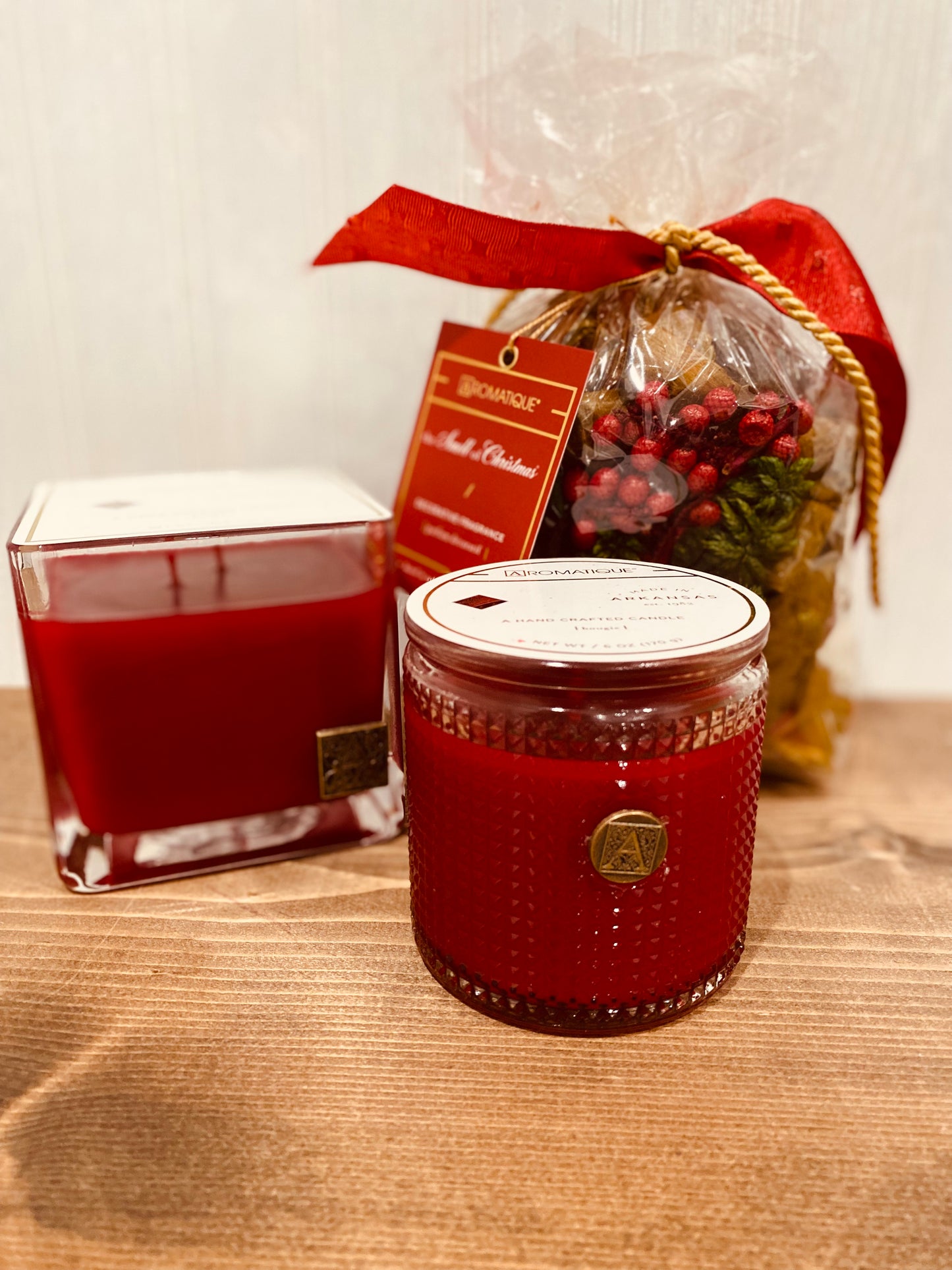 Aromatique the Smell of Christmas cube candle - With Purpose Boutique