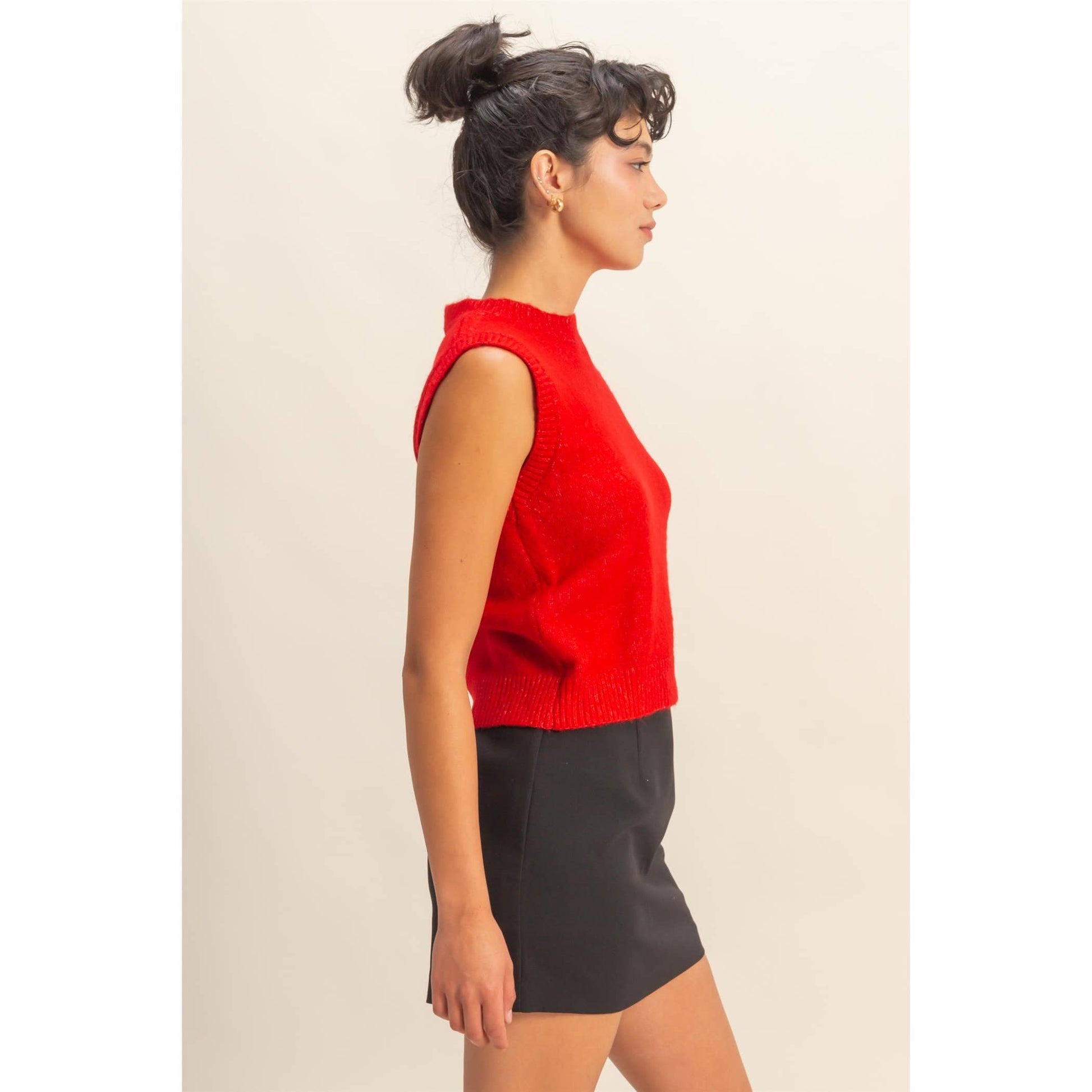 Sleeveless Crew Neck Knit Top - With Purpose Boutique