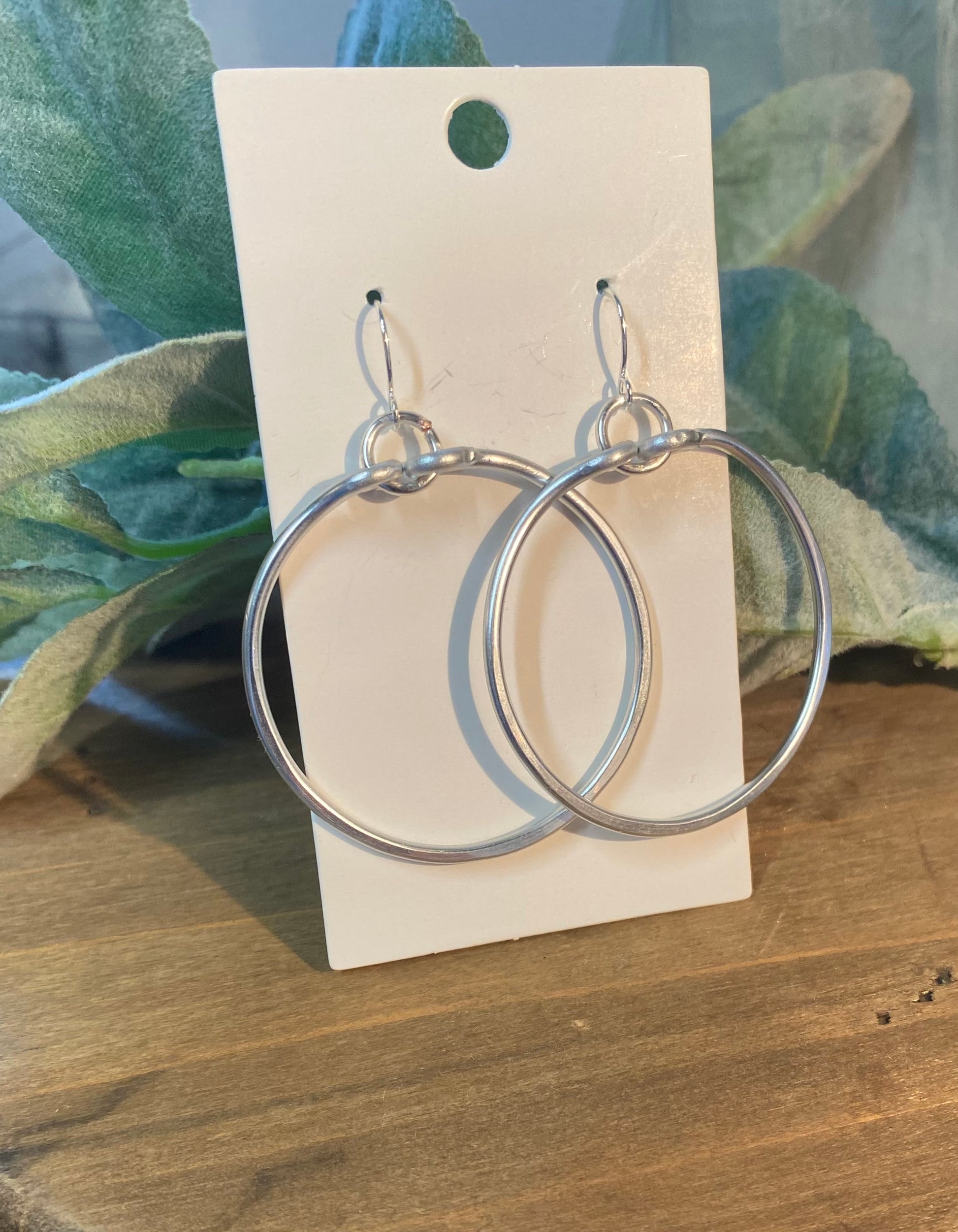 handcrafted, aluminum, lightweight, hoop earrings
