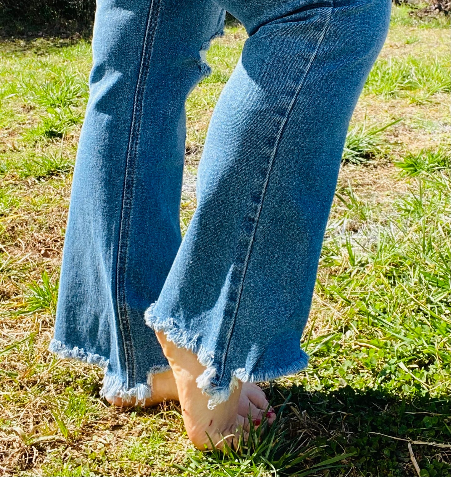 Jess Lea Mid Rise Mom Jeans