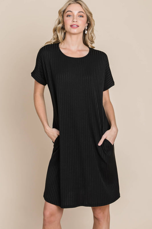 The ultimate ribbed-knit dress This simple &amp; chic dress is made with our soft and stretchy rib-knit fabric. This dress offers a relaxed fit that flatters every figure while allowing freedom of movement. Its minimalist design makes it a versatile addition to any wardrobe, easily dressed up with accessories or worn casually for a laid-back look.

Relaxed fit/95% Polyester 5% Spandex

MADE IN USA