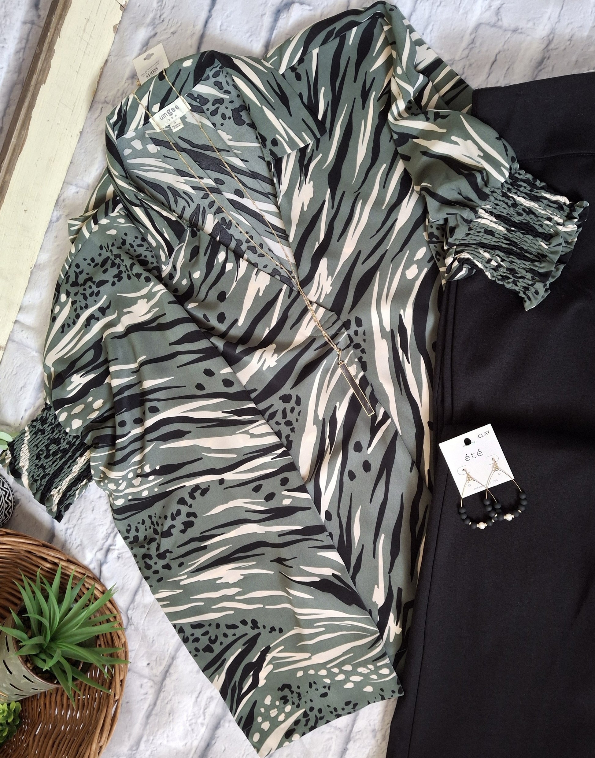 Umgee Smocked sleeve Print Blouse - With Purpose Boutique