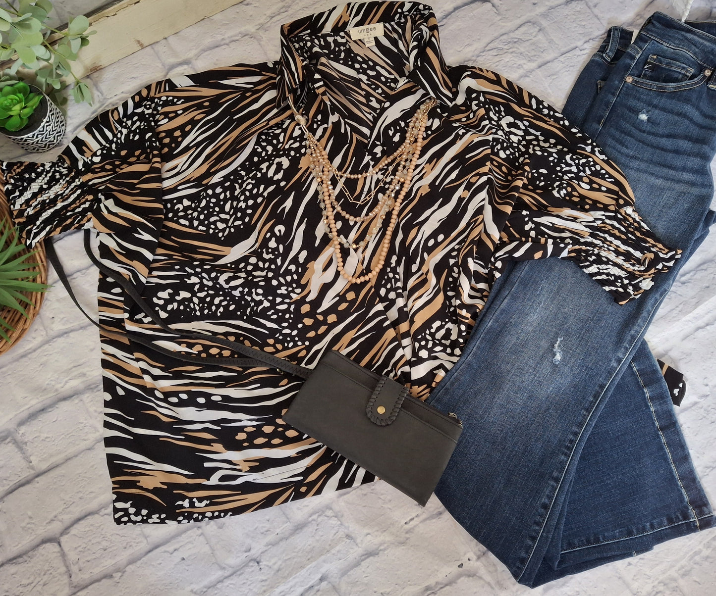 Umgee Smocked sleeve Print Blouse - With Purpose Boutique