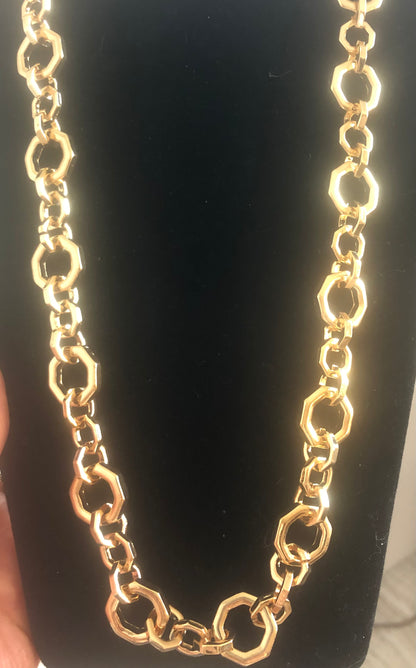 chunky gold or rhodium chain