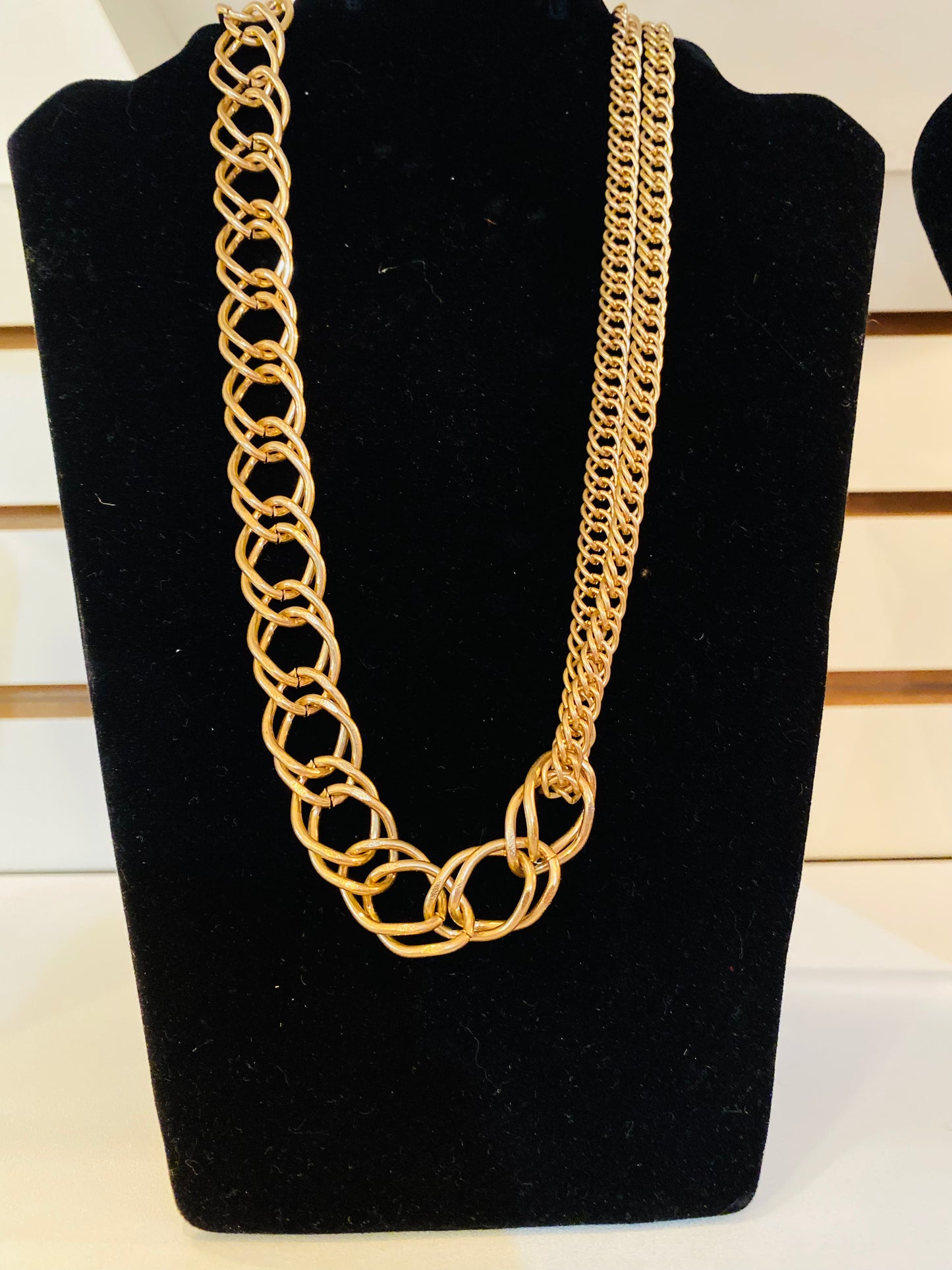Demi split chain necklace